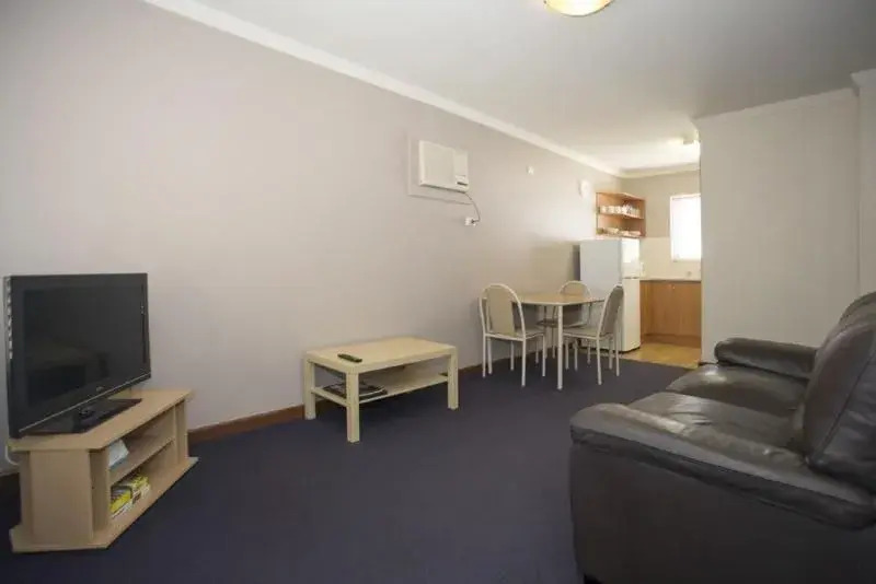 Burswood Lodge Motel Apartments
