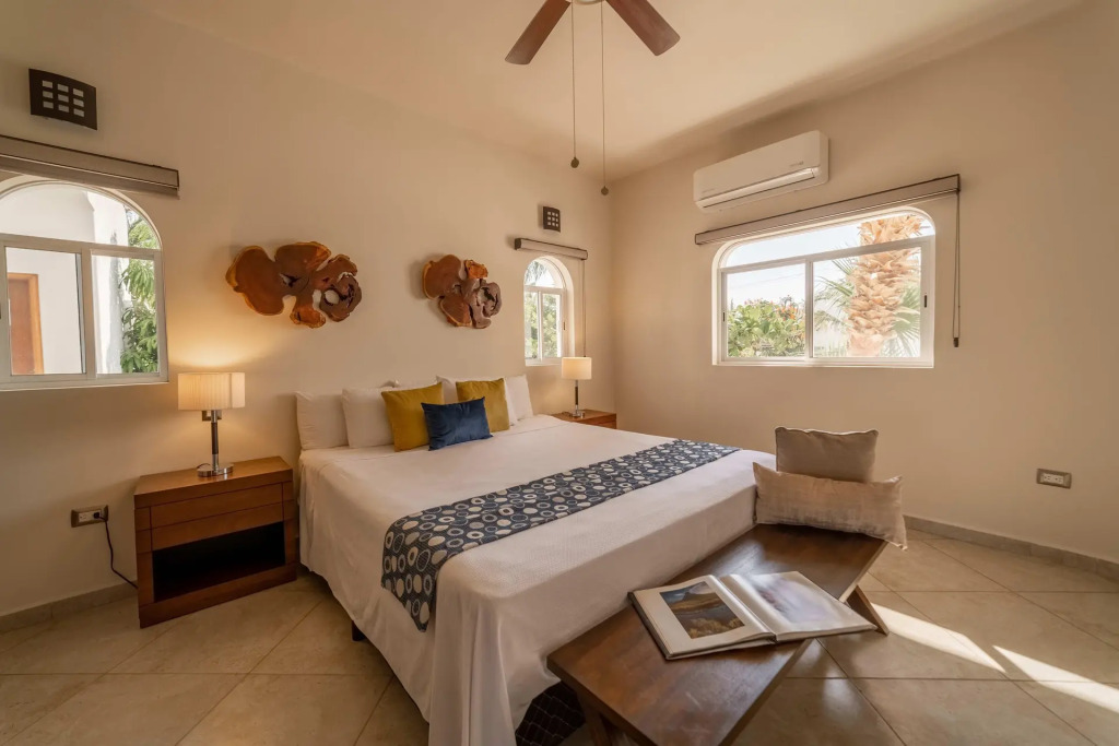 Hotel & Suites El Moro