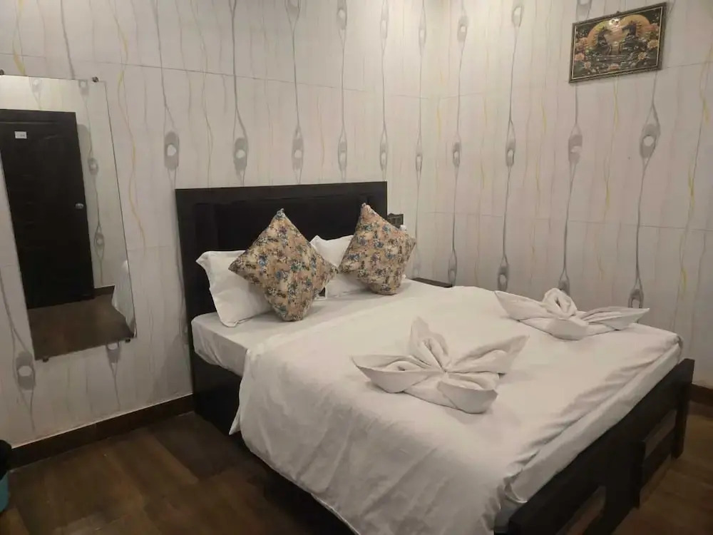 Om Namastubhyam Home Stay