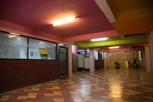 Royal Inn