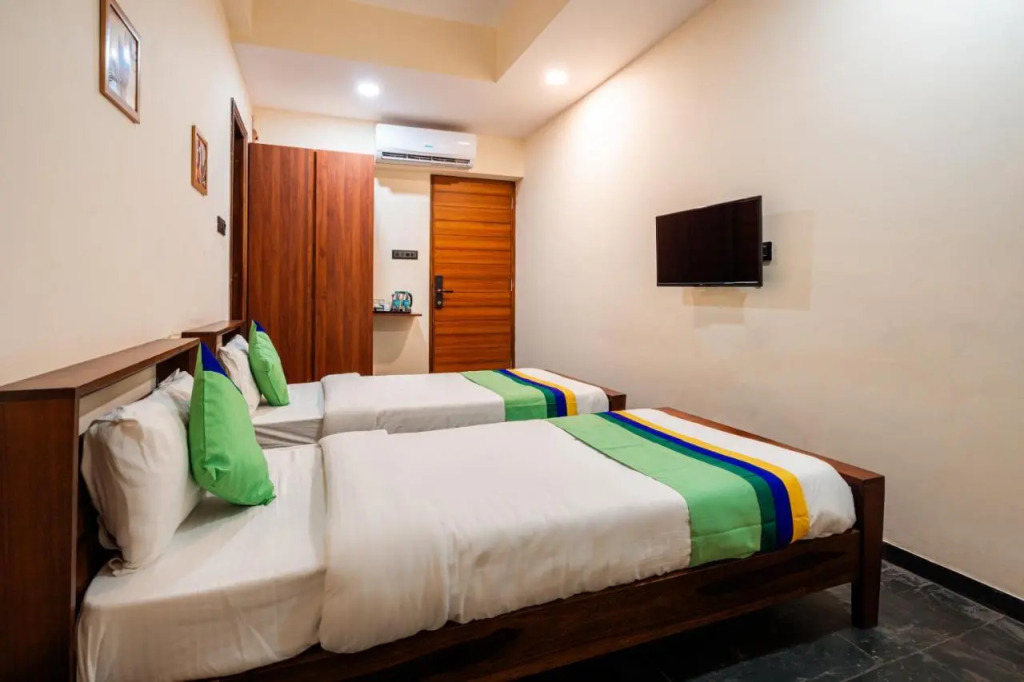 Treebo Premium The Memoir, Ramdaspeth