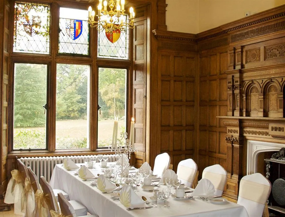 Oakwood House Hotel