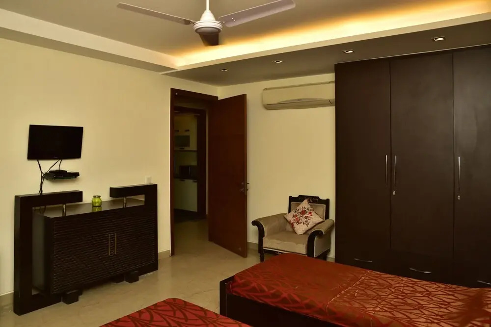 Woodpecker Service Apartments - Green Park