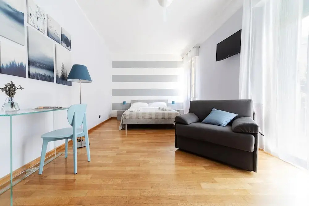 Sant'Orsola Colorful Huge Apartment