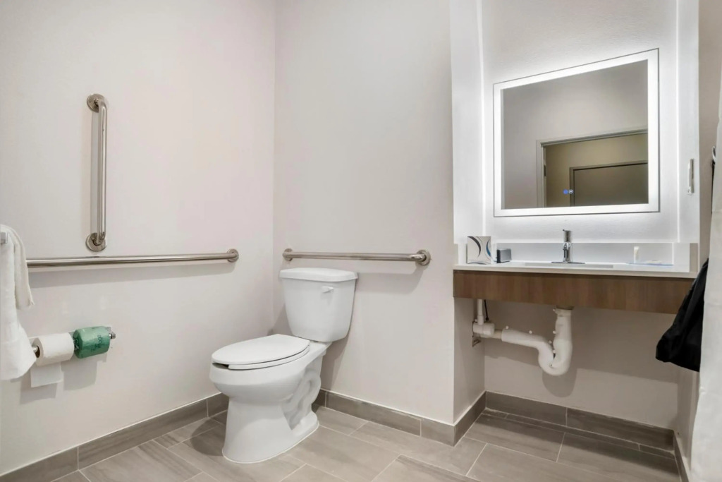 Comfort Inn & Suites Destin near Henderson Beach