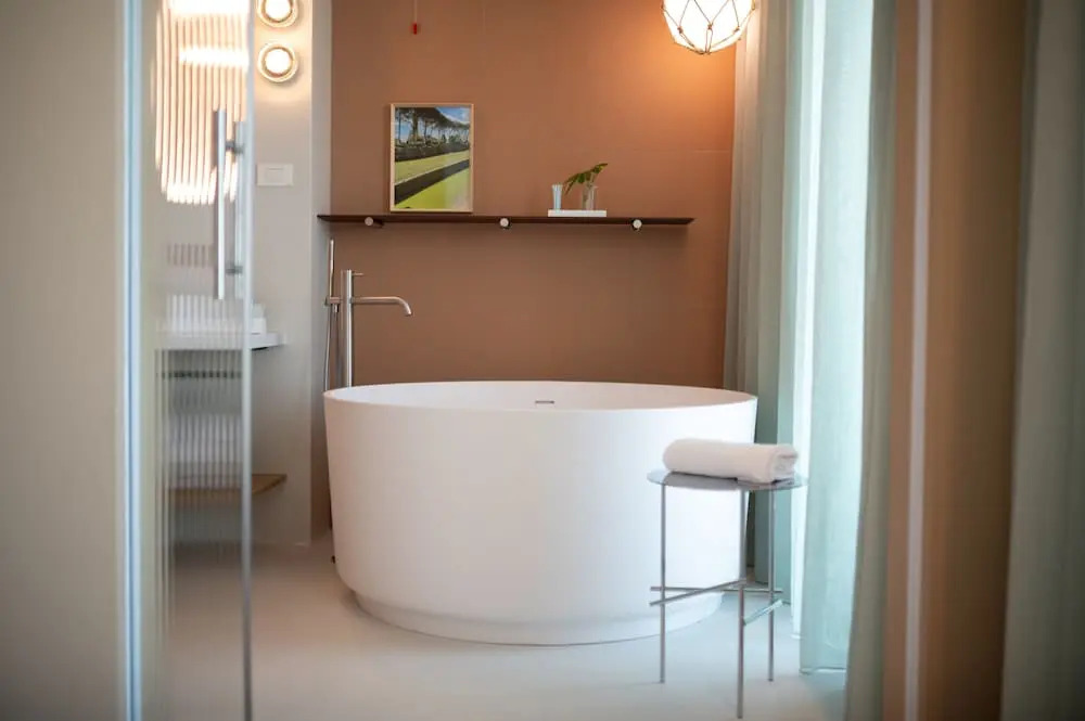 Laguna Faro Suites
