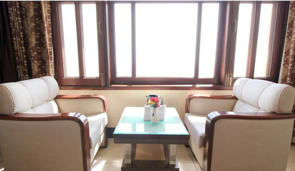 Hotel Asian Plaza Mcleodganj