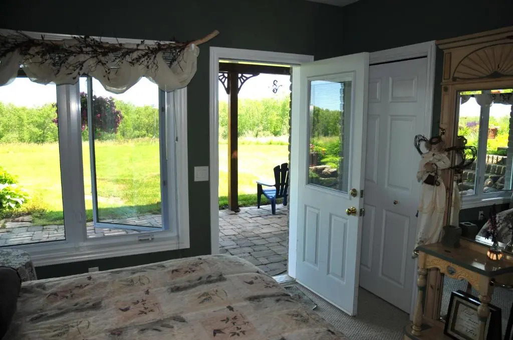 Golden Pathways Retreat and B&B