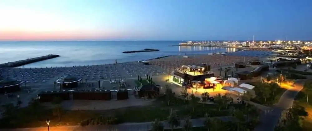Hotel Villa Dina