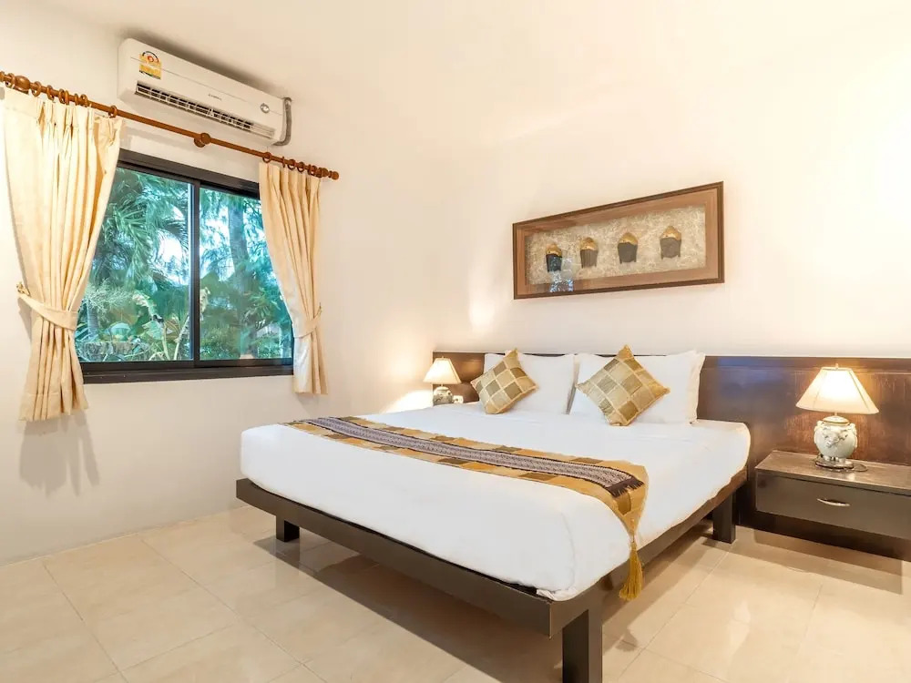 Isara Nai Yang resort