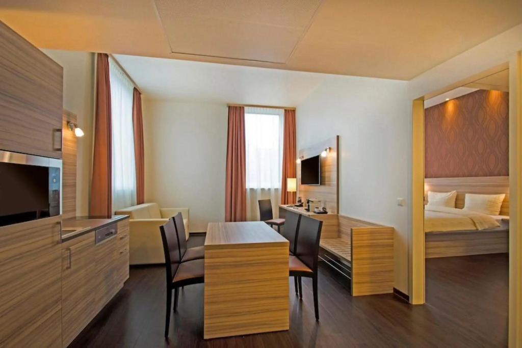 Отель Premier Inn Hannover City University hotel
