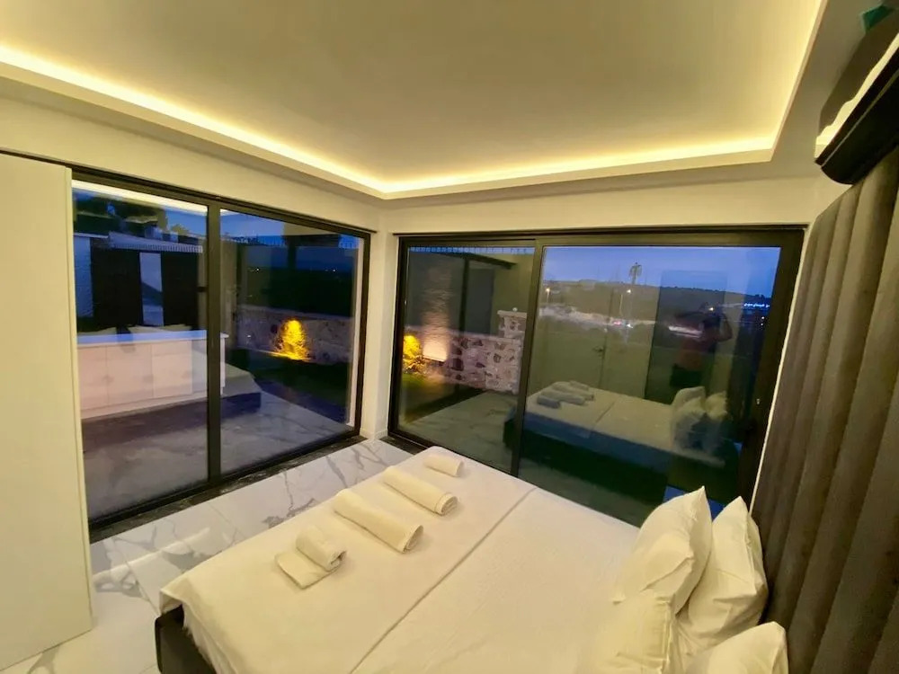 Costalinn Premium Cesme +12