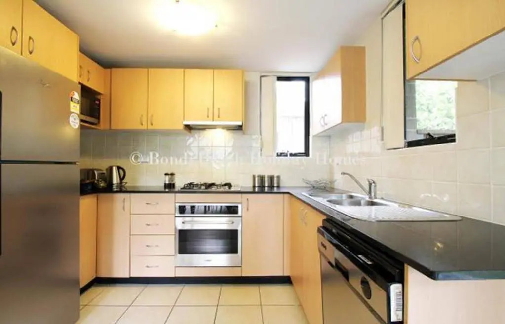Bondi Beach Garden Apartment