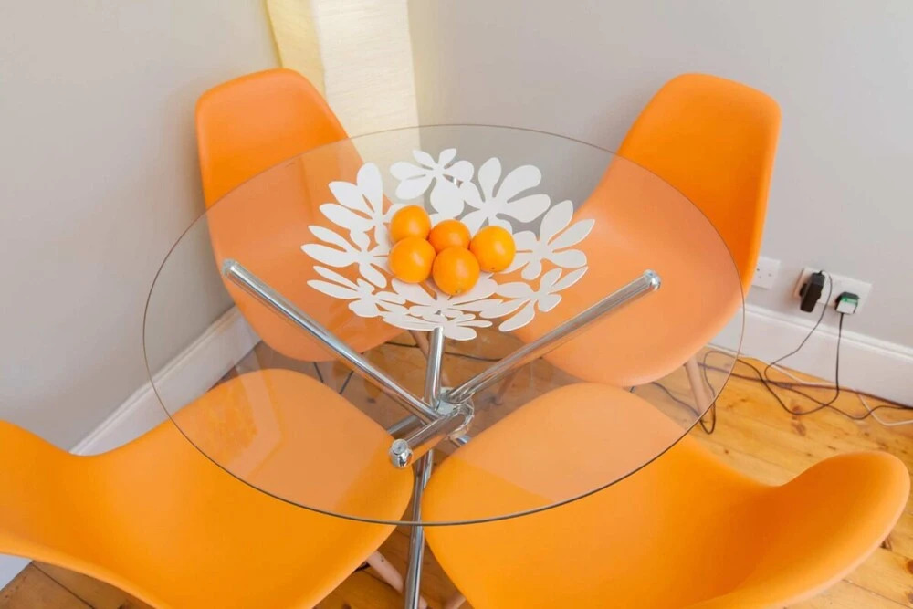 1 Bedroom Apartment in Edinburgh'S Old Town Sleeps 4