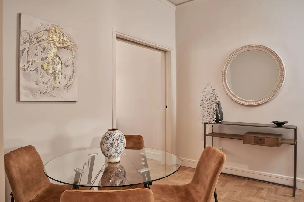 Ilisia Park Contemporary 2BD Condo