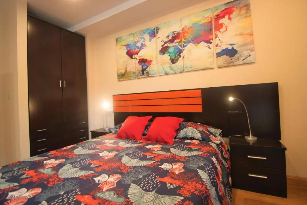 Modern CasaTuris Apartment with Castle Views A131