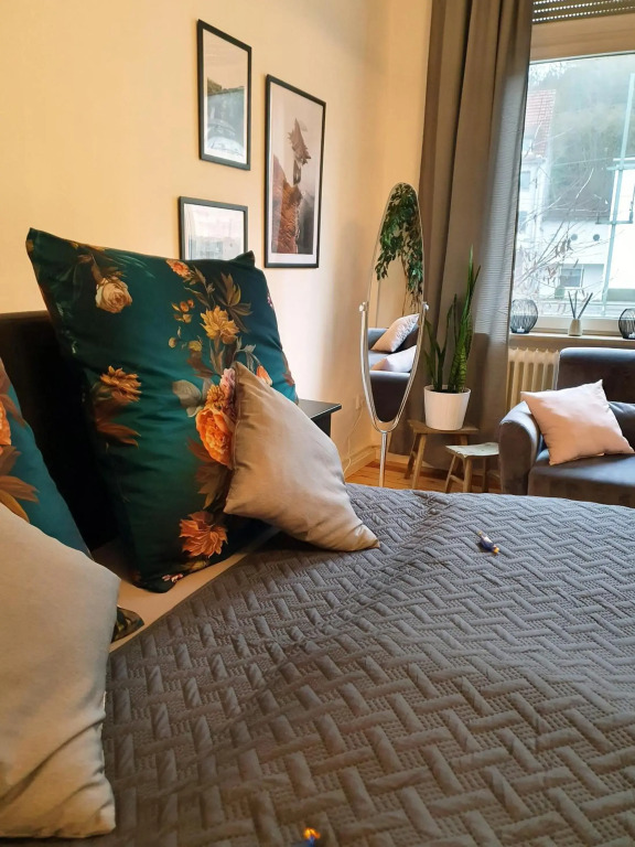 Zentral in Coburg: Exklusive Stadtwohnung – ideal für Gruppen