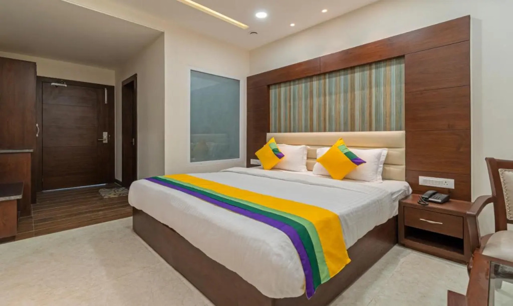 Hotel P Grand By OYO Rooms