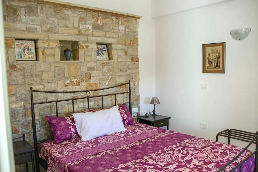 ΑΡΙΩΝ Village & Suites