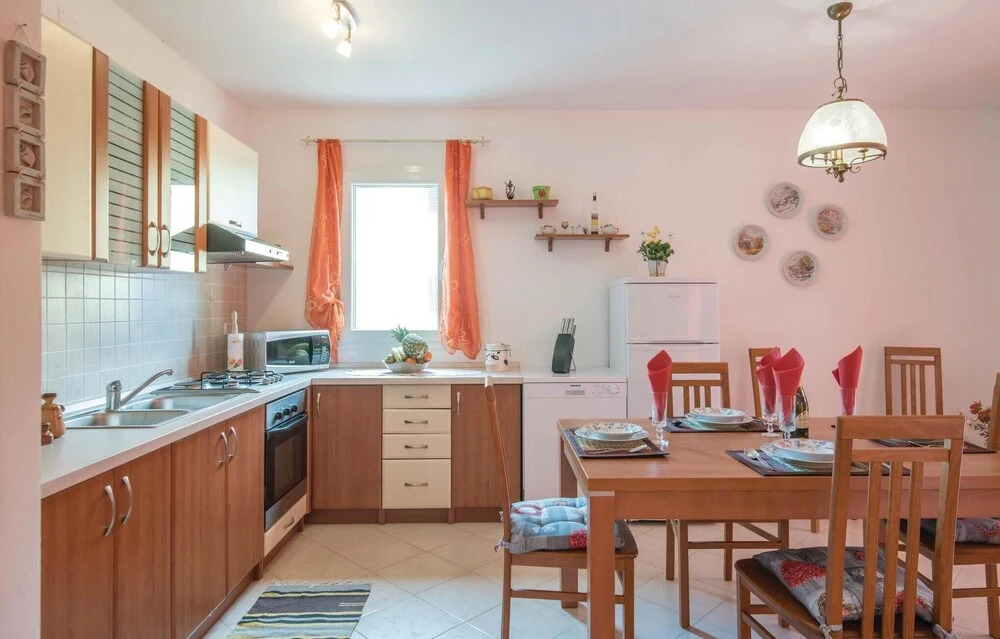 Cozy Home In Nedescina