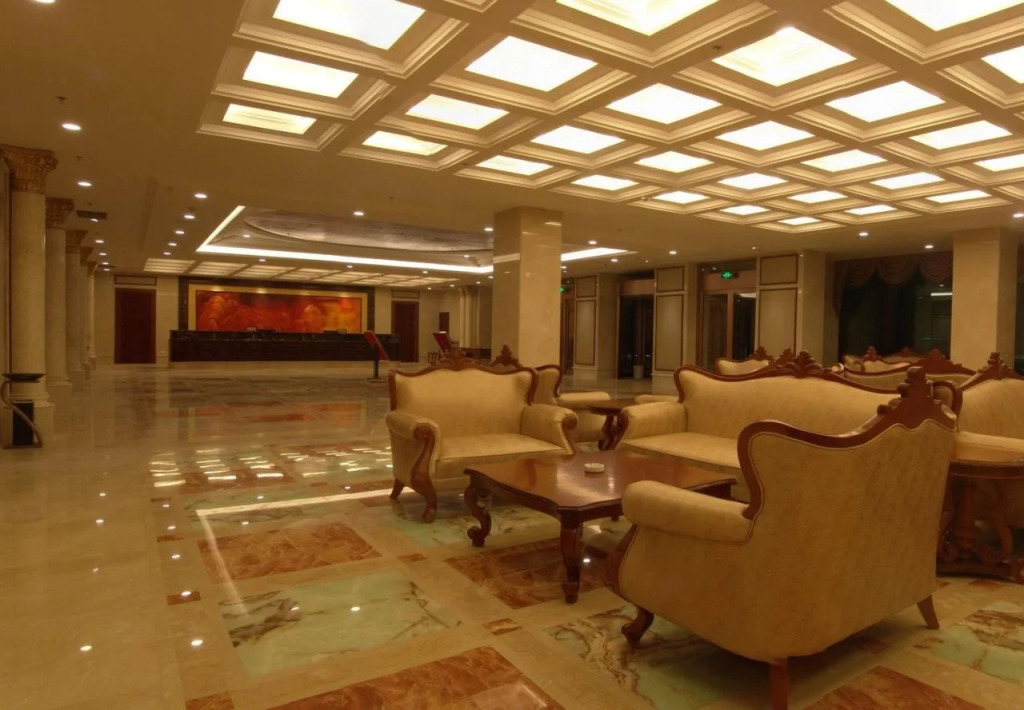 Huaneng & Cyts Holiday