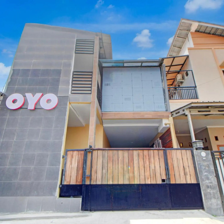 Hotel O Stasiun Tegal Near Alun-Alun  Formerly Ameera Guest House