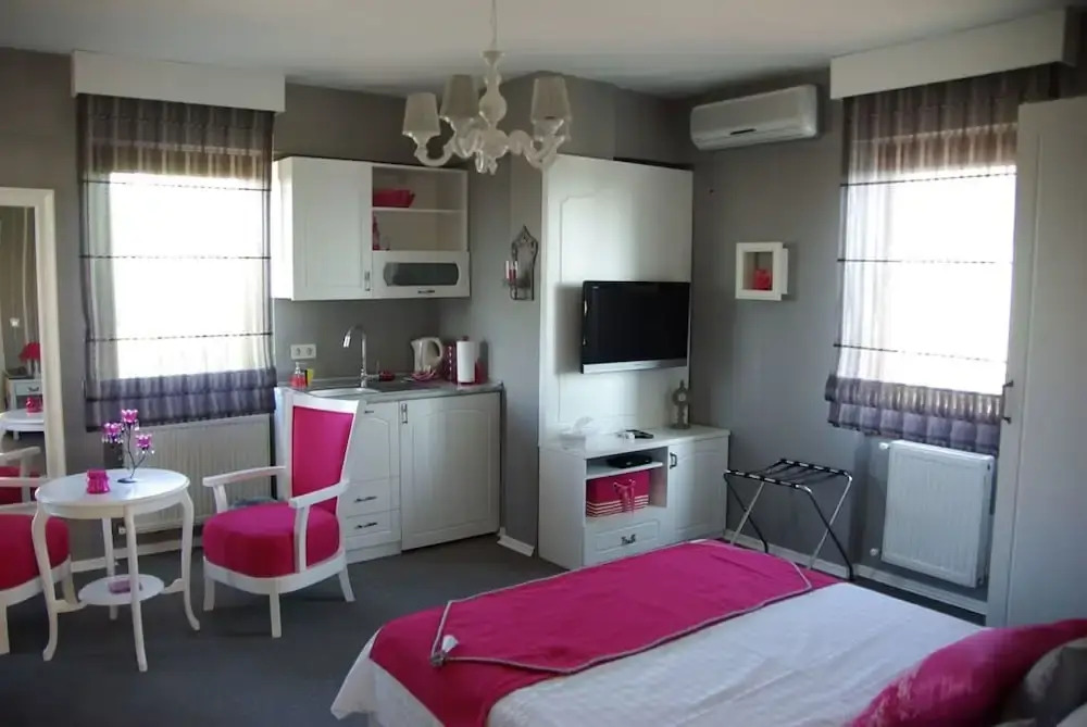 Parla Viens Suites
