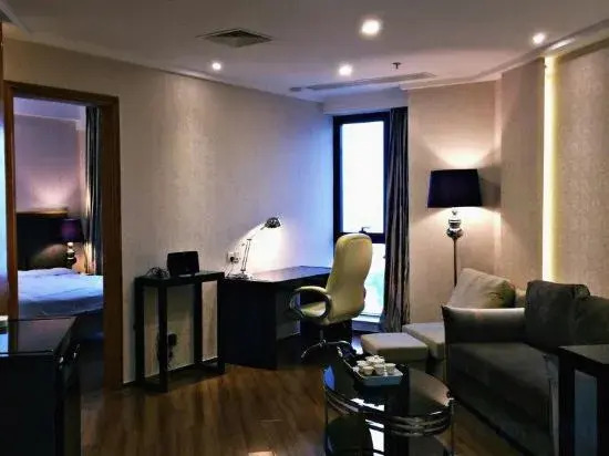 Yansu Hotel (Xiamen Wuyuanwan Branch)