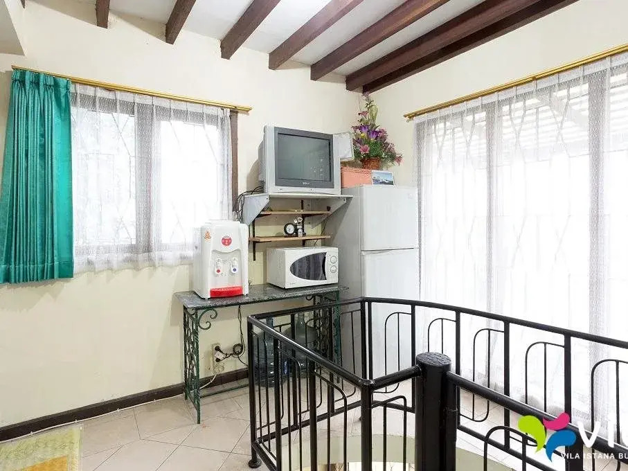Villa G8