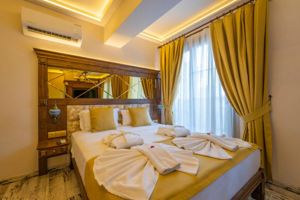 Reis Royal Hotel