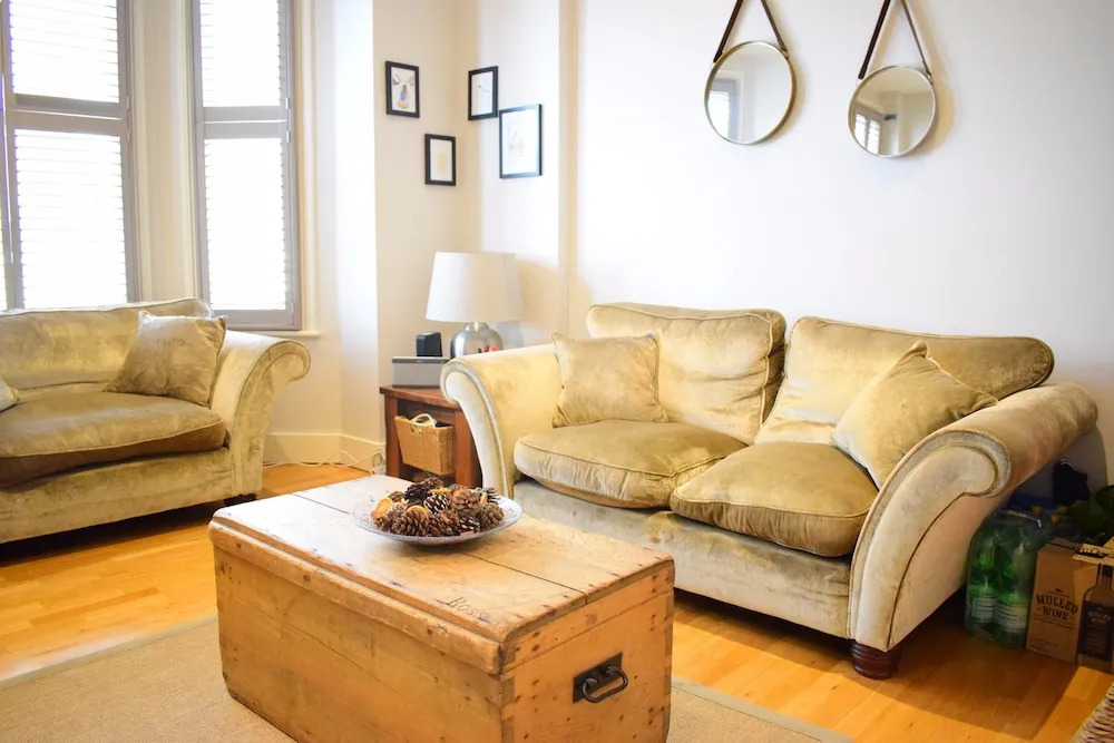 1 Bedroom Flat With Patio in Battersea