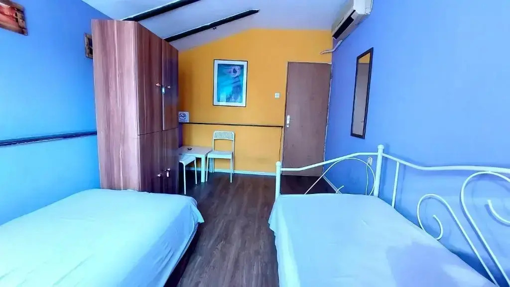 Shanti Hostel 2