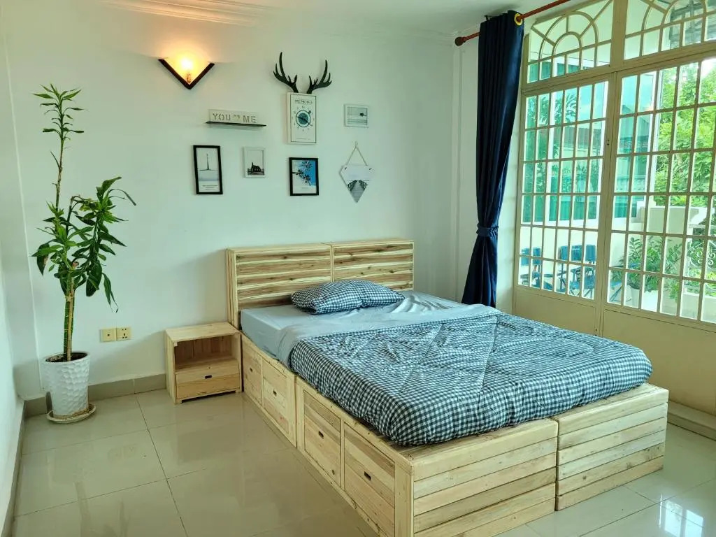 Yana House Phnom Penh
