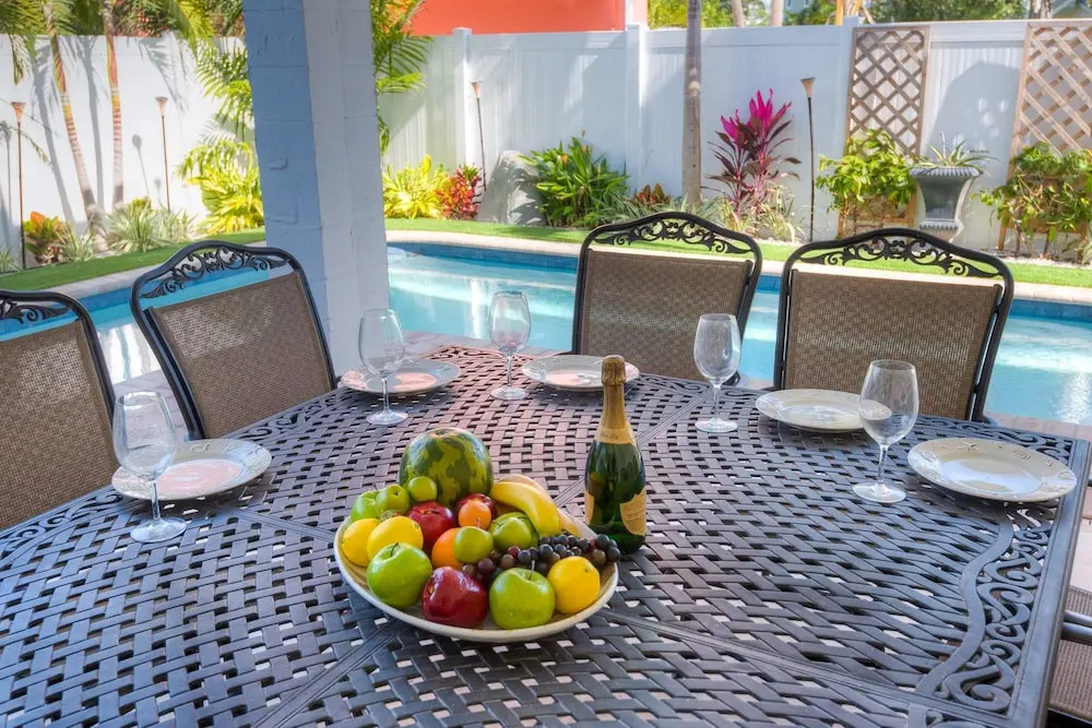Pineapple Key Apartment 4
