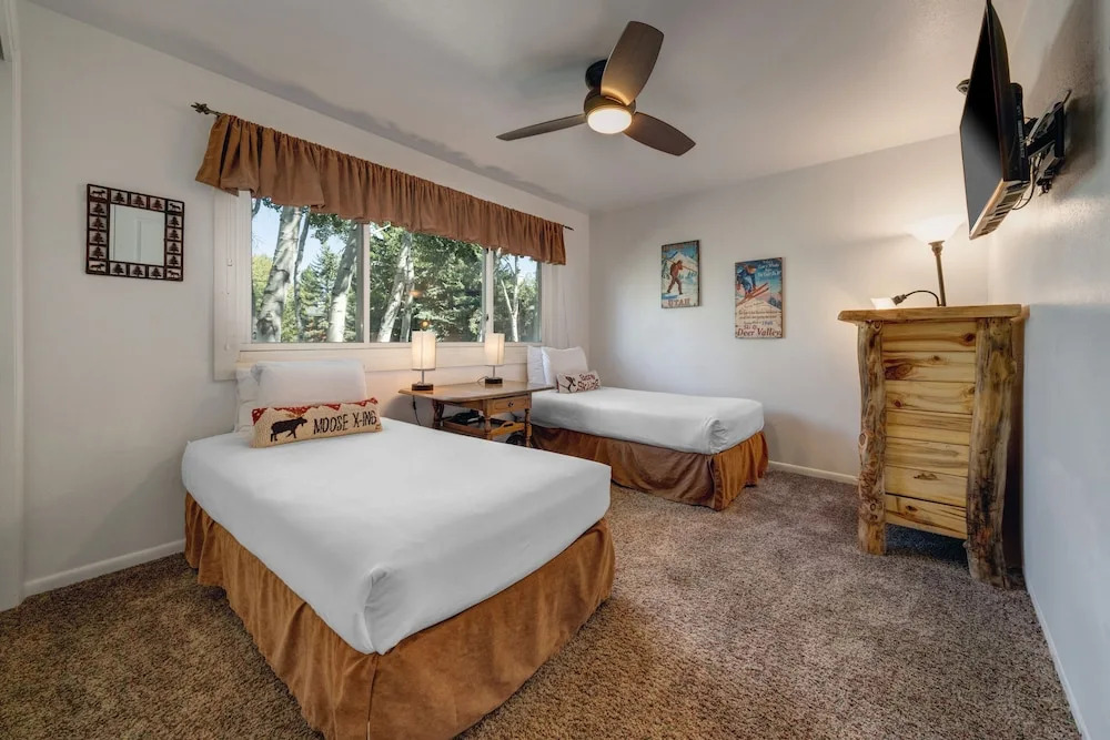 Snow Flower 103 2 Bedroom Condo by RedAwning