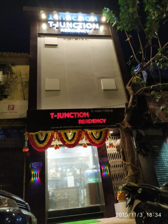 T Junction Residency by OYO Rooms