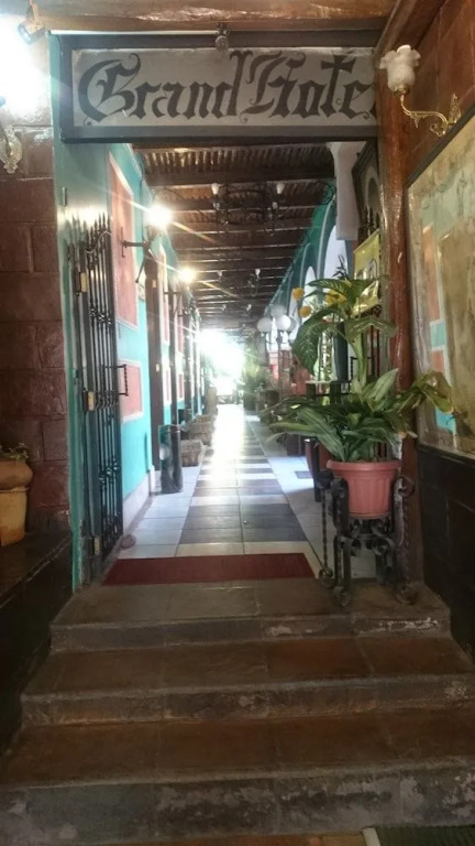 Grand Hotel