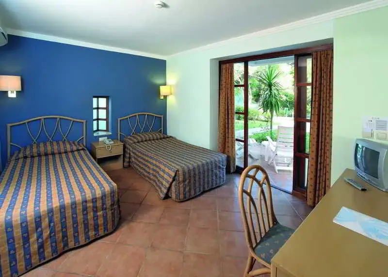 Perre Art Hotel Resort & Spa