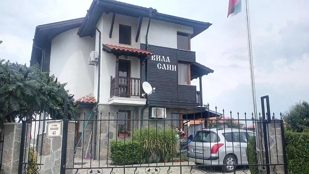 Sani Holiday Village
