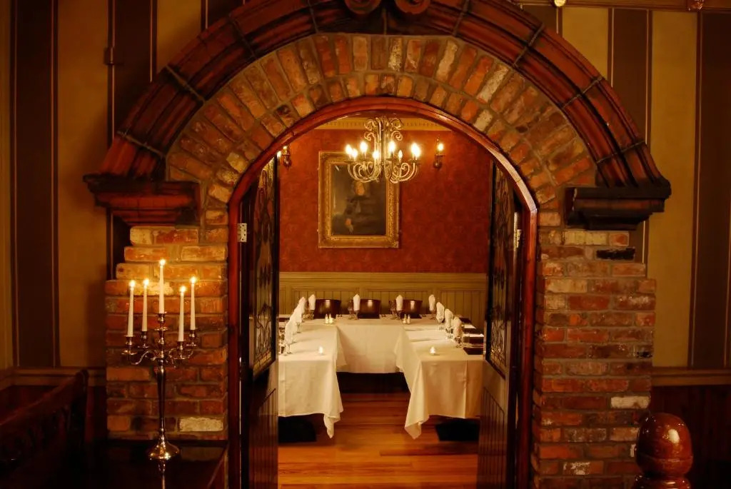 Benedicts Hotel