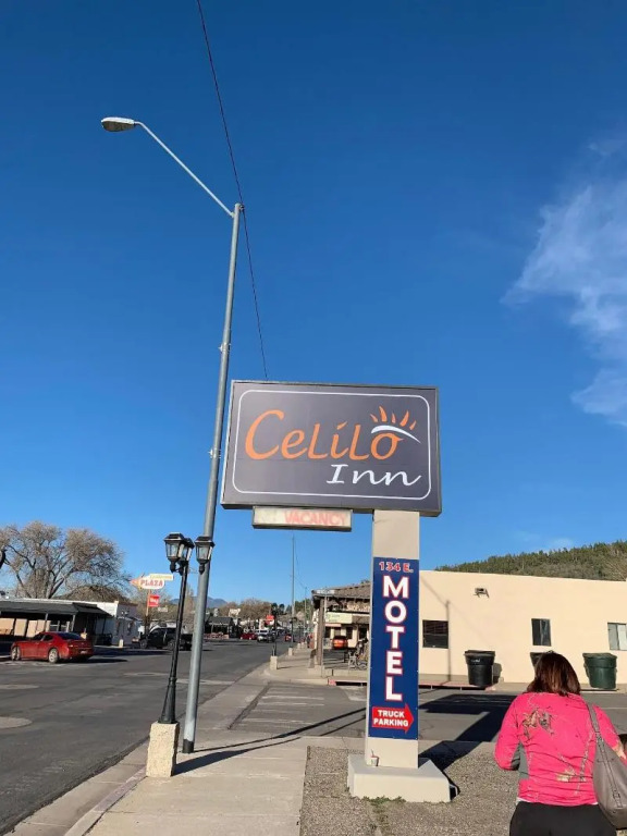 Celilo Inn