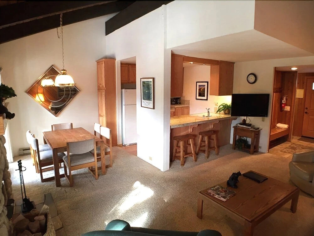 146 Standard Condominium 2 Bedrooms 2 Bathrooms Condo