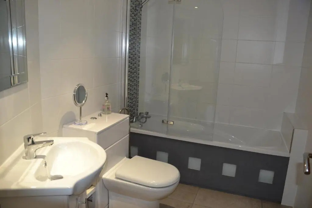 Willow Tree Apartment - 1 Bedroom Apartment - Stayseekers