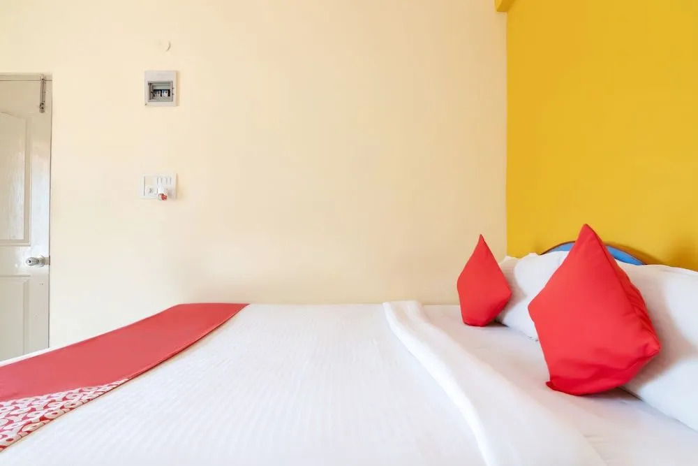 Oyo 13901 Vishal Residency