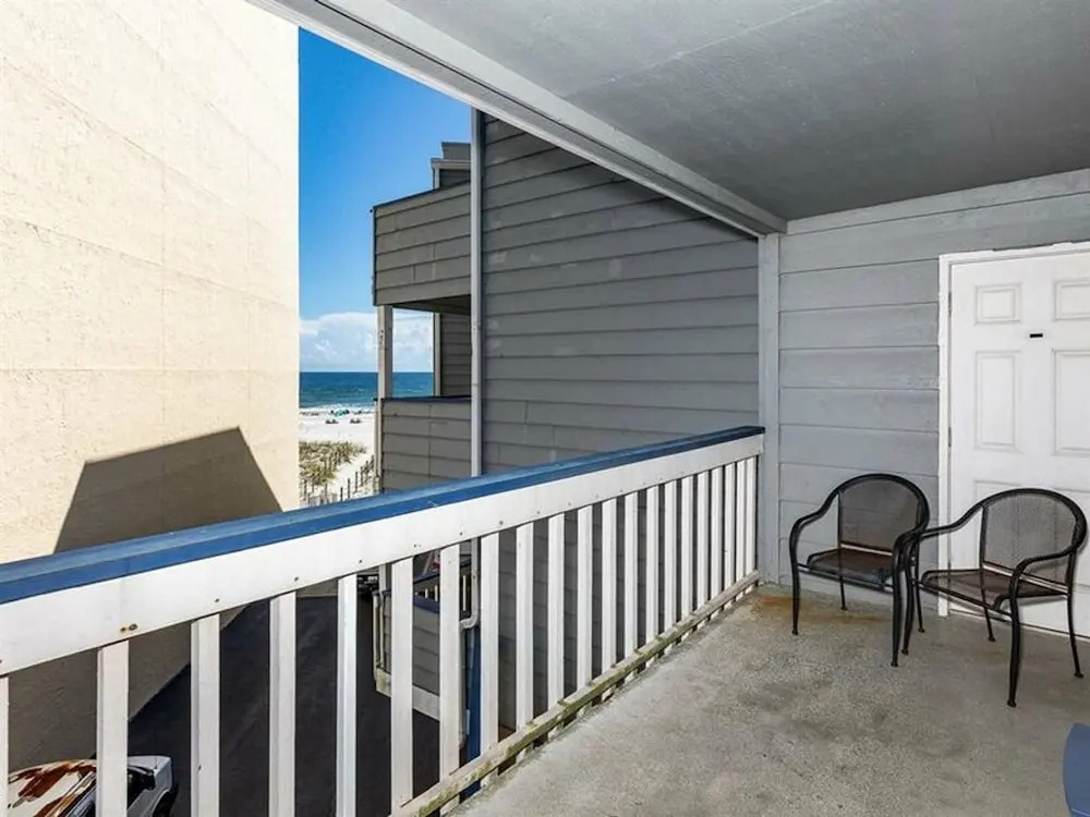 Regatta C 202C by Meyer Vacation Rentals