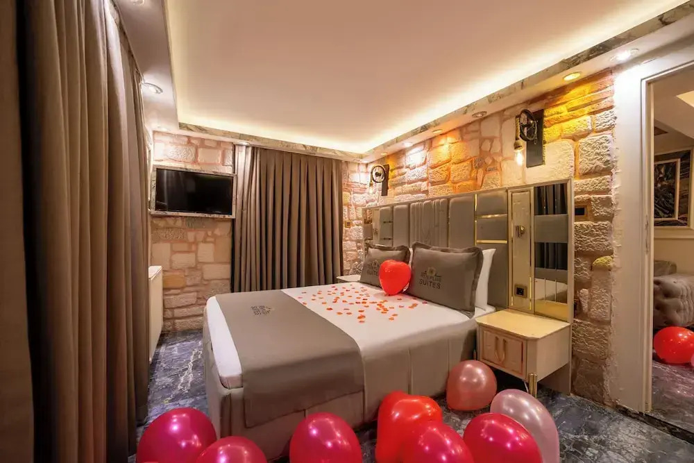 Ren Plus Sui̇tes Otel