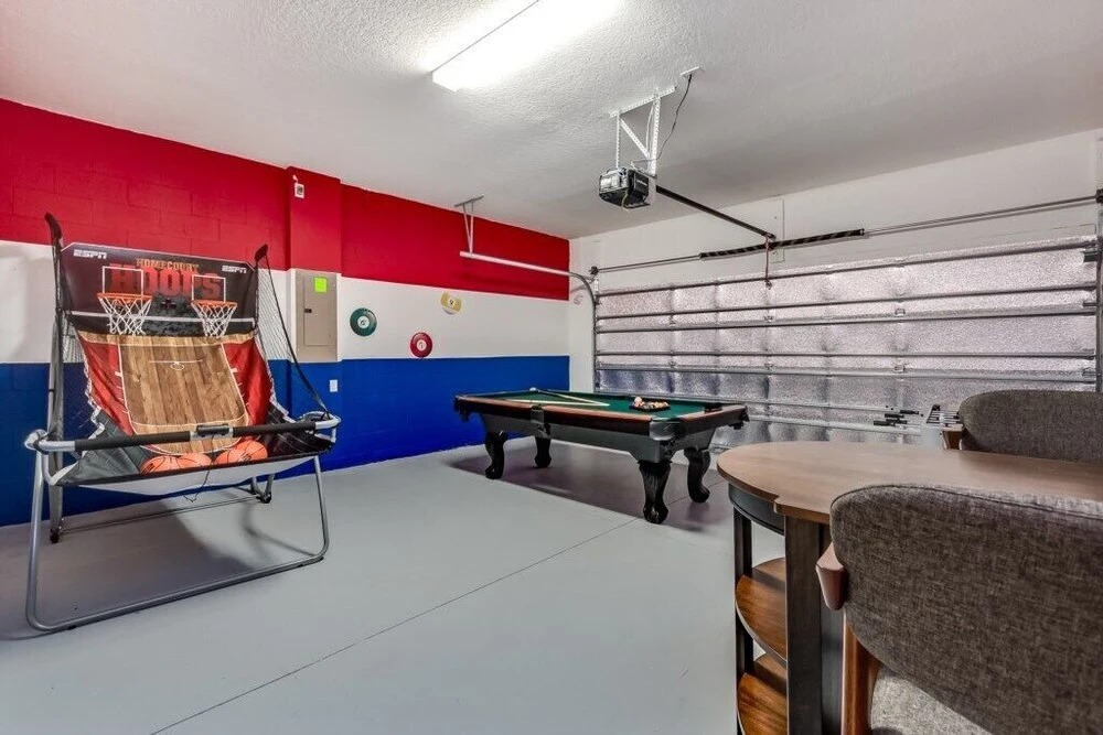 Cruden Court Villa 8805