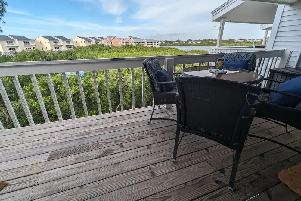 The Intercoastal #205 - Beachy Chic