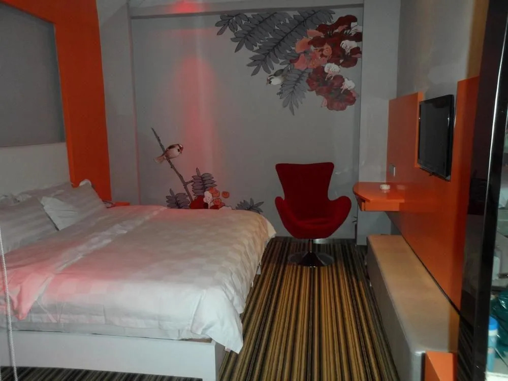 Changsha Longzhimeng Zhenpin Hotel