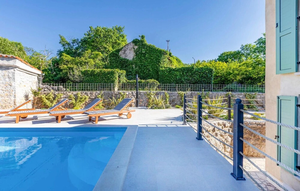 Nice Home In Malinska